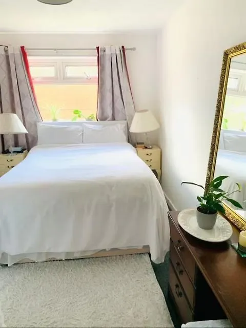 Bramley Fall Park Homestay Horsforth